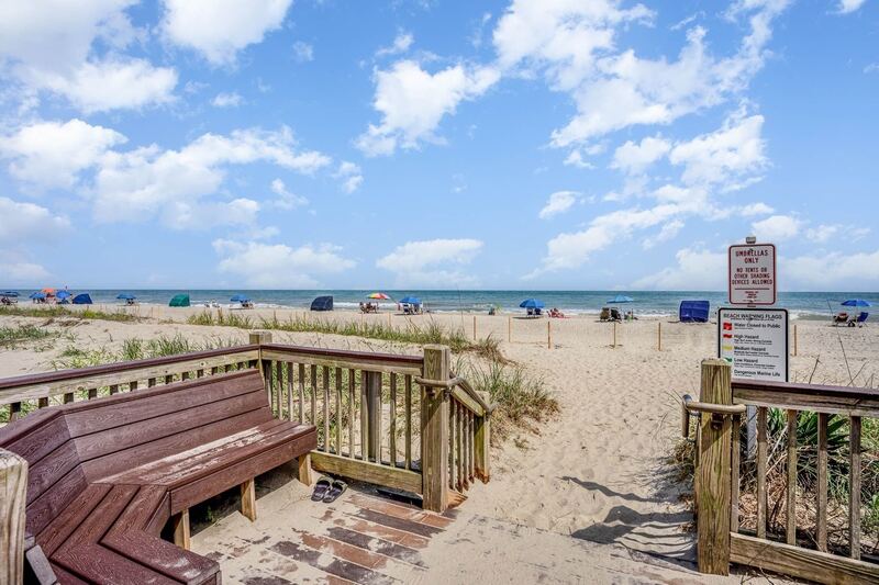 Private beach access walkover